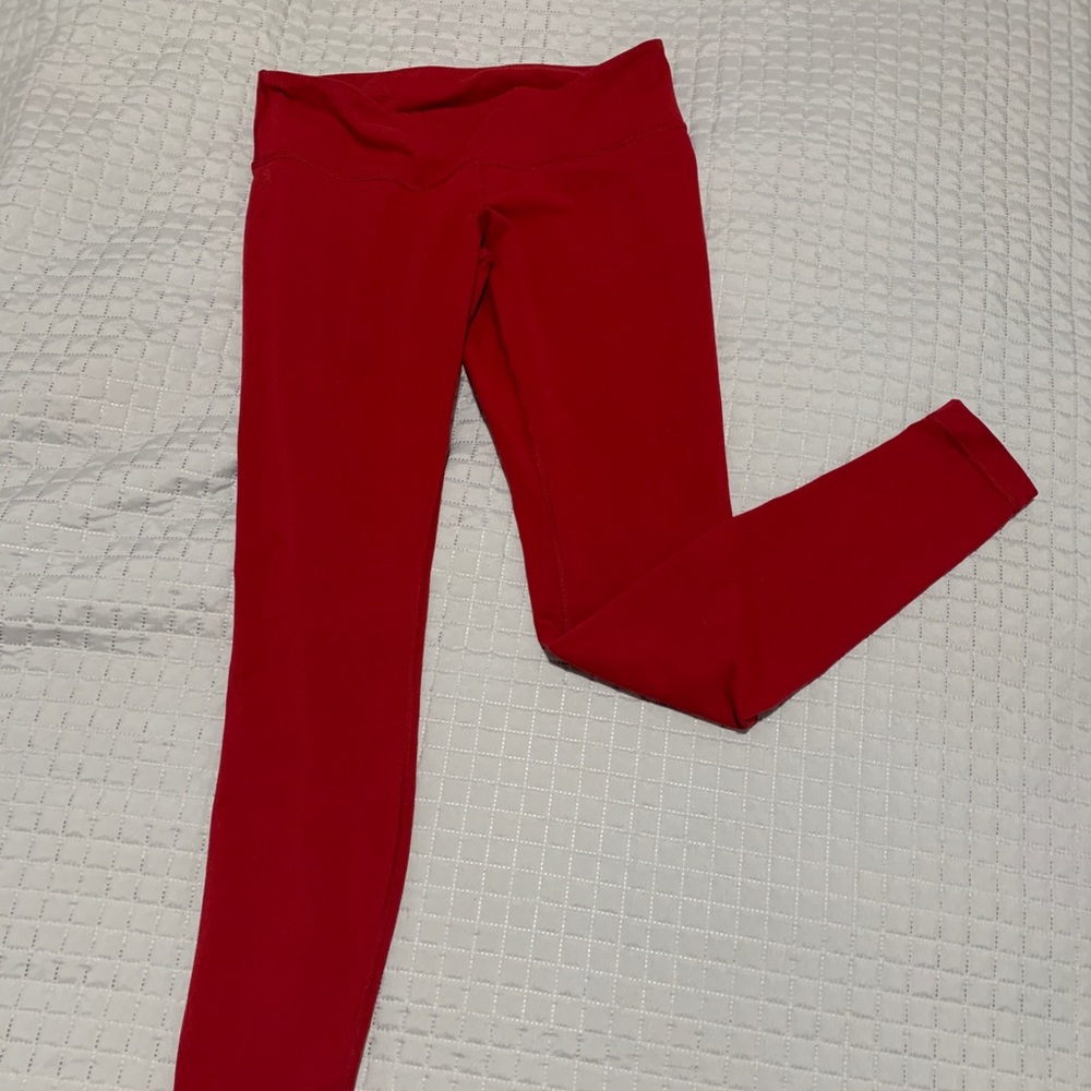 Lululemon wunder under burgundy leggings